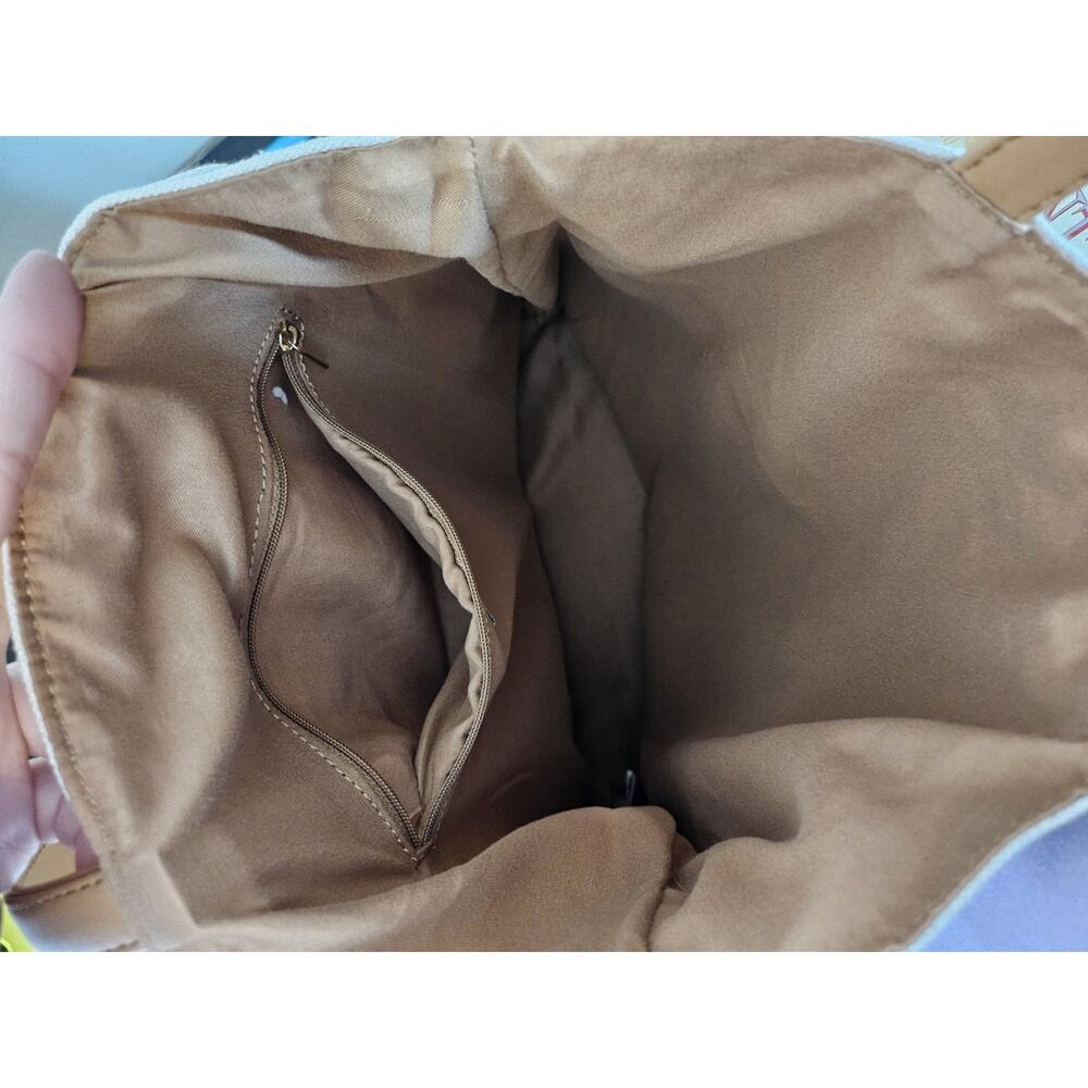 Mark & Hall Color Block Tote Bag - Picture 6 of 14